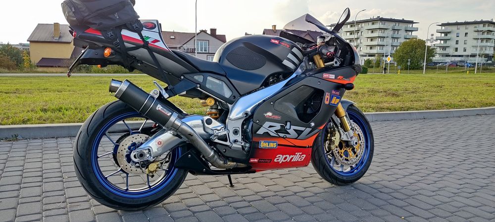 Aprilia RSV 1000 Mille R
