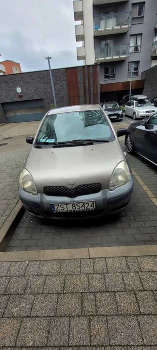 Toyota Yaris 1.0 benzyna 2003 – sprawna, przegląd do 09/2026