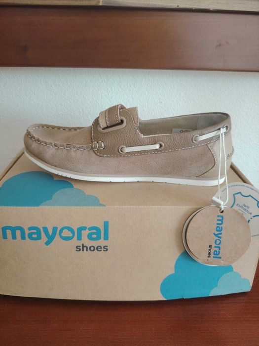 Sapatos Vela Menino - Tamanho 34