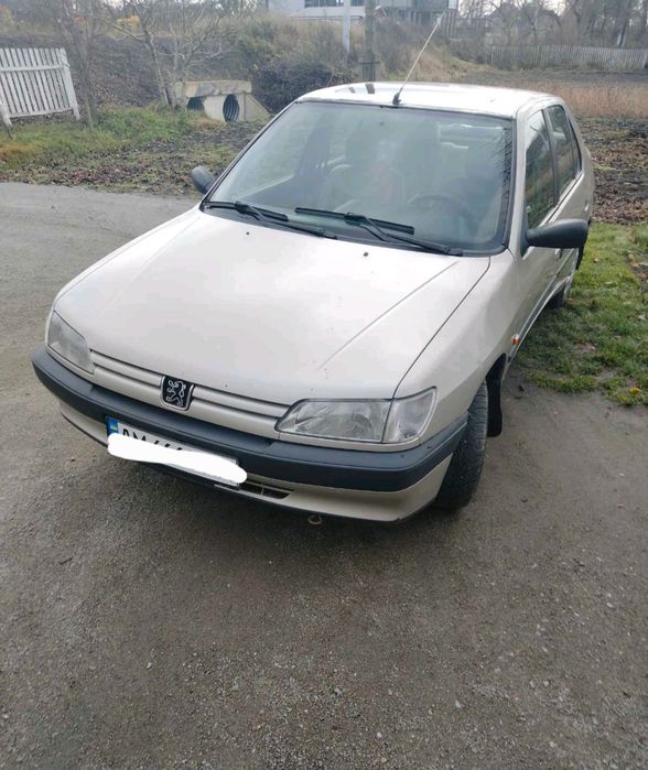 Продам Пежо 306.