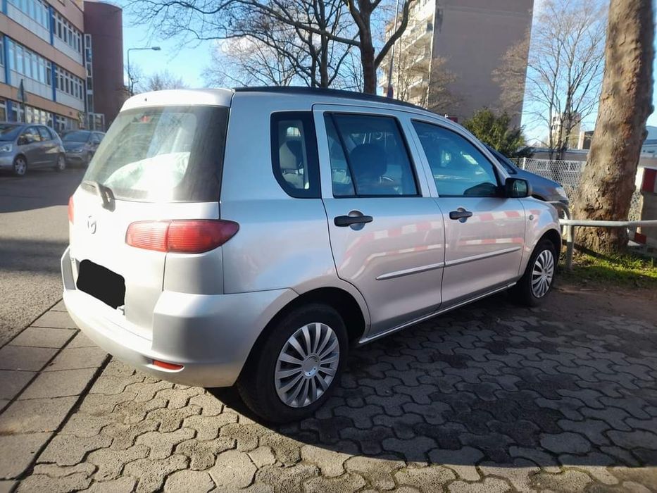 Продам свою машину Mazda DY 2 2004 Власник!