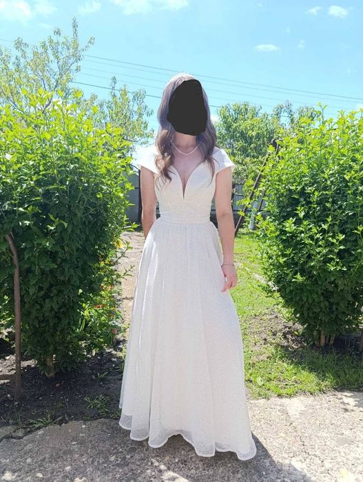 Нарядне Випускне плаття