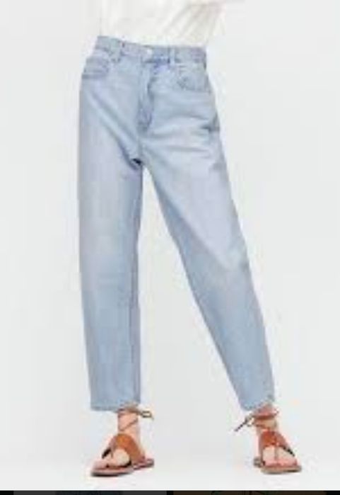 Джинси Uniqlo SLOUCH TAPERED ANKLE p 28
(433515)