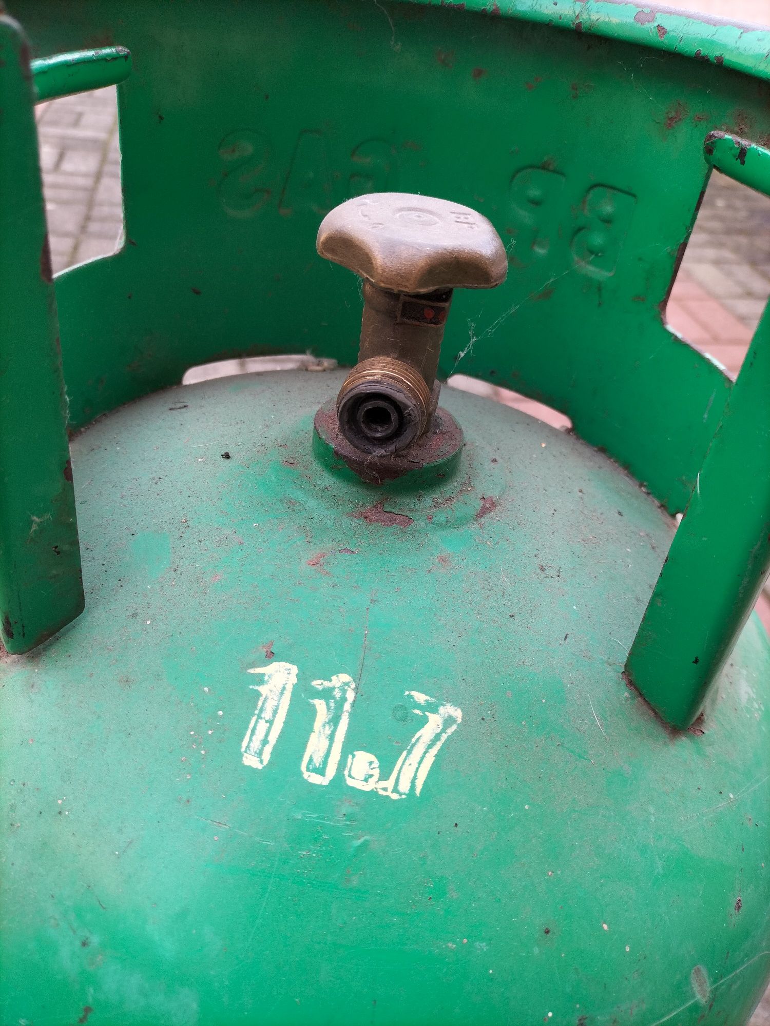 Butla pusta na gaz propan butan  z kołnierzem 11 kg
