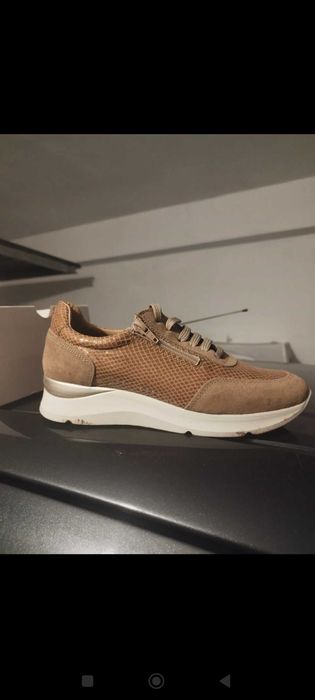 Tênis/ Sapatilhas como novos