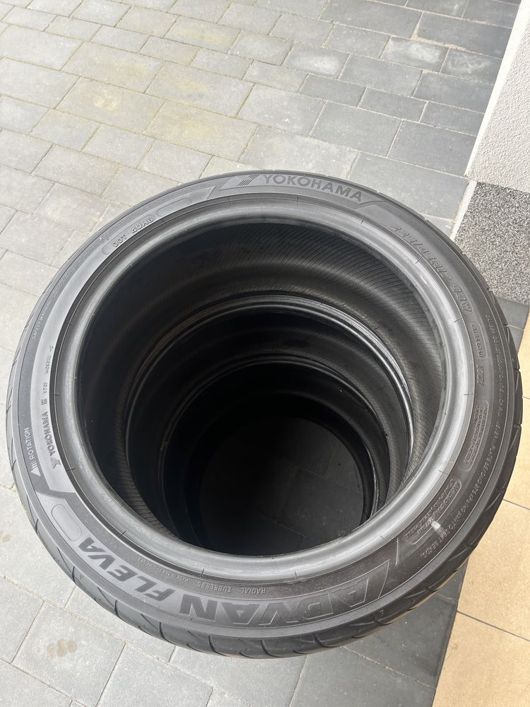 Yokohama Advan Fleva 225/45 r17 2018r Letnie