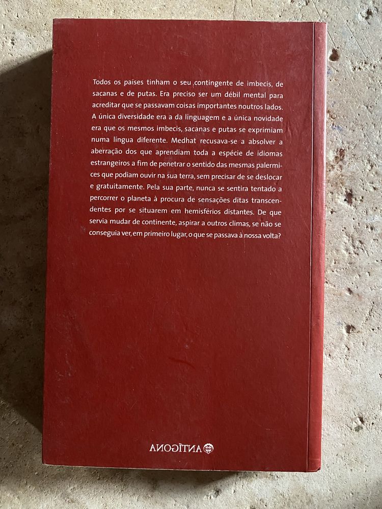 Uma conjura de Saltimbancos, de Albert Cossery