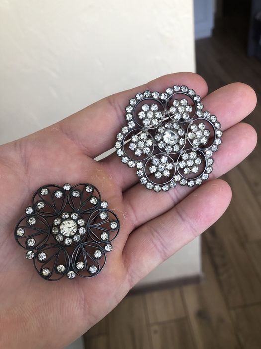 Брошки ссср дві штуки