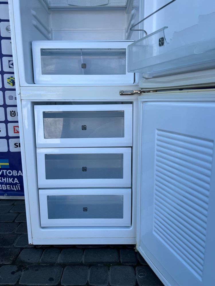 Холодильник Samsung крапельний #07191