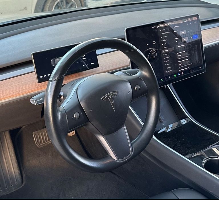 Приборна панель екран Tesla Y - model 3 Ambient Tesla підсвітка салону