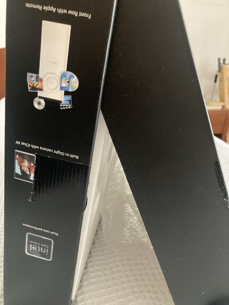 Caixa macbook pro 17 A1229 apple