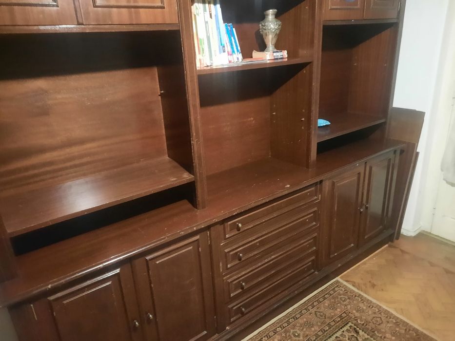 Quarto pra arrendar (tem caução)