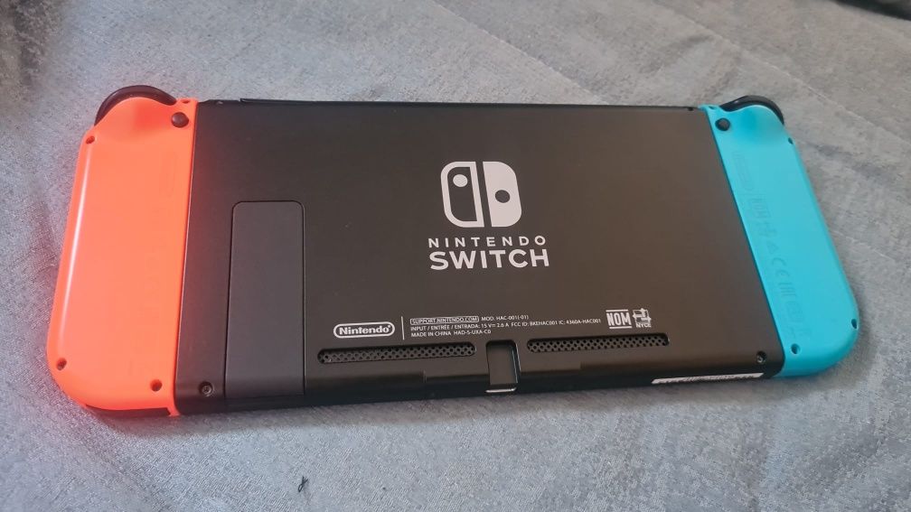 Nintendo Switch V2