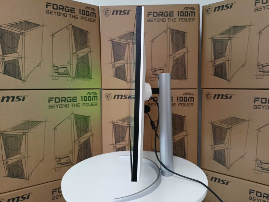 Monitor 32" LG 32UP550-W HDR 10 FreeSync 4K Gwarancja Faktura Klasa A