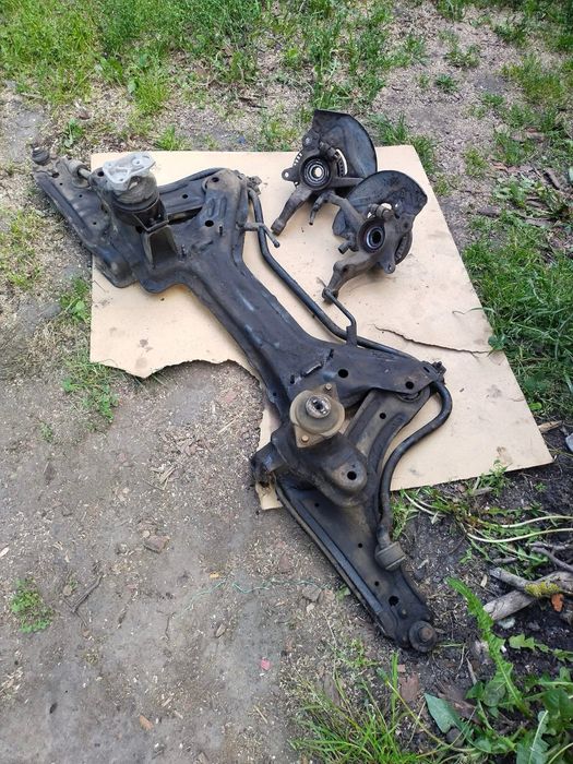 Підрамник Chery Amulet