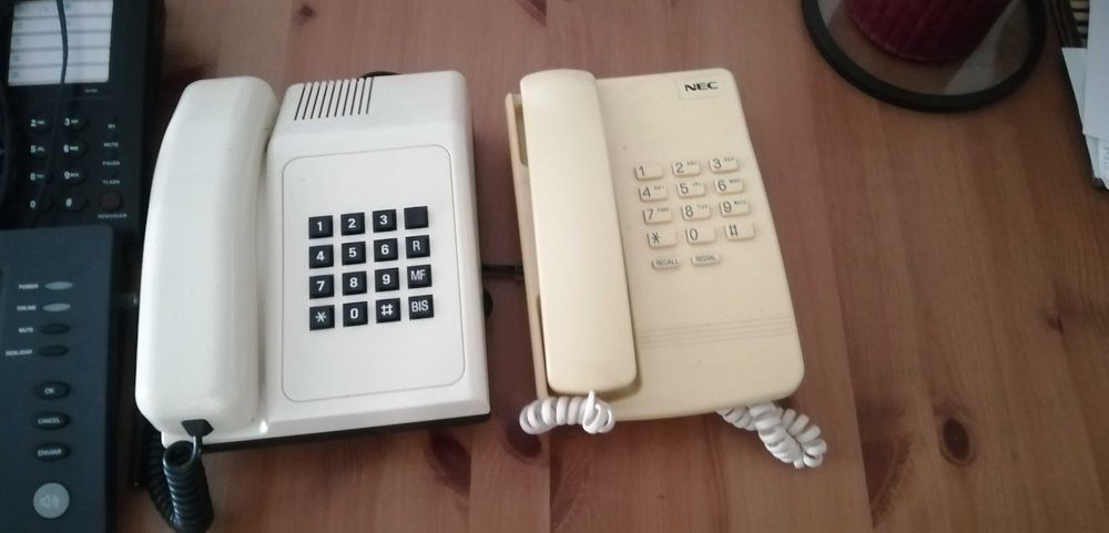 Vendo telefones vários