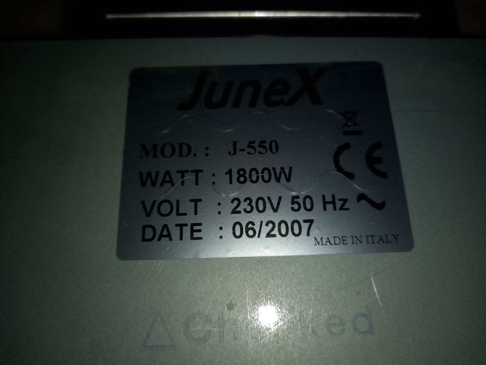 Grelhador marca Junex