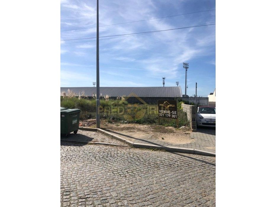 Lote de Terreno com 485 m2 Gulpilhares