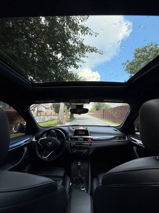 Продам автомобіль BMW x1 f48 2.8i xDrive