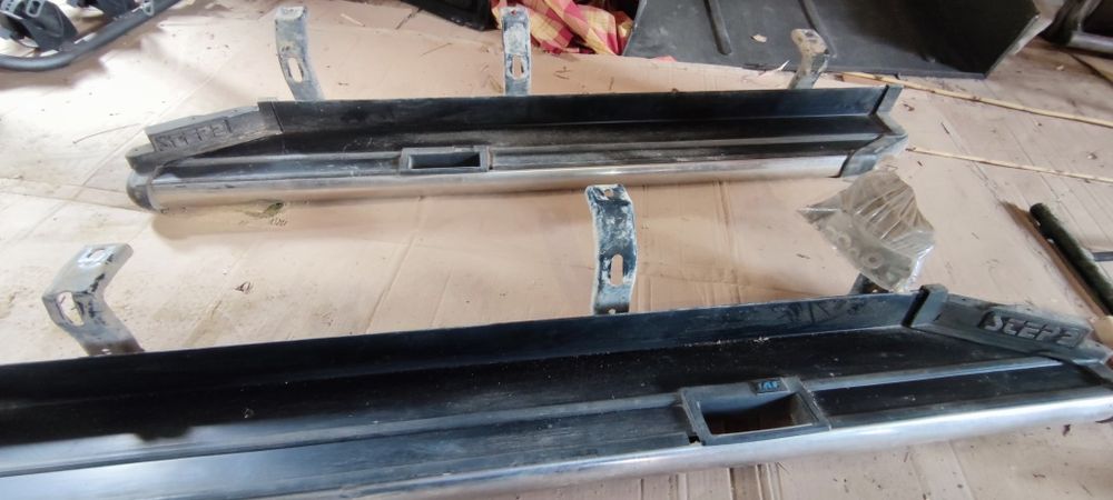 Estribos STEP 2 Mitsubishi Pajero curto 93-99