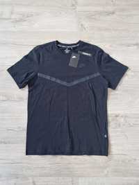 Koszulka Nike Tech FLEECE T-shirt czarny rozmiar M NOWY