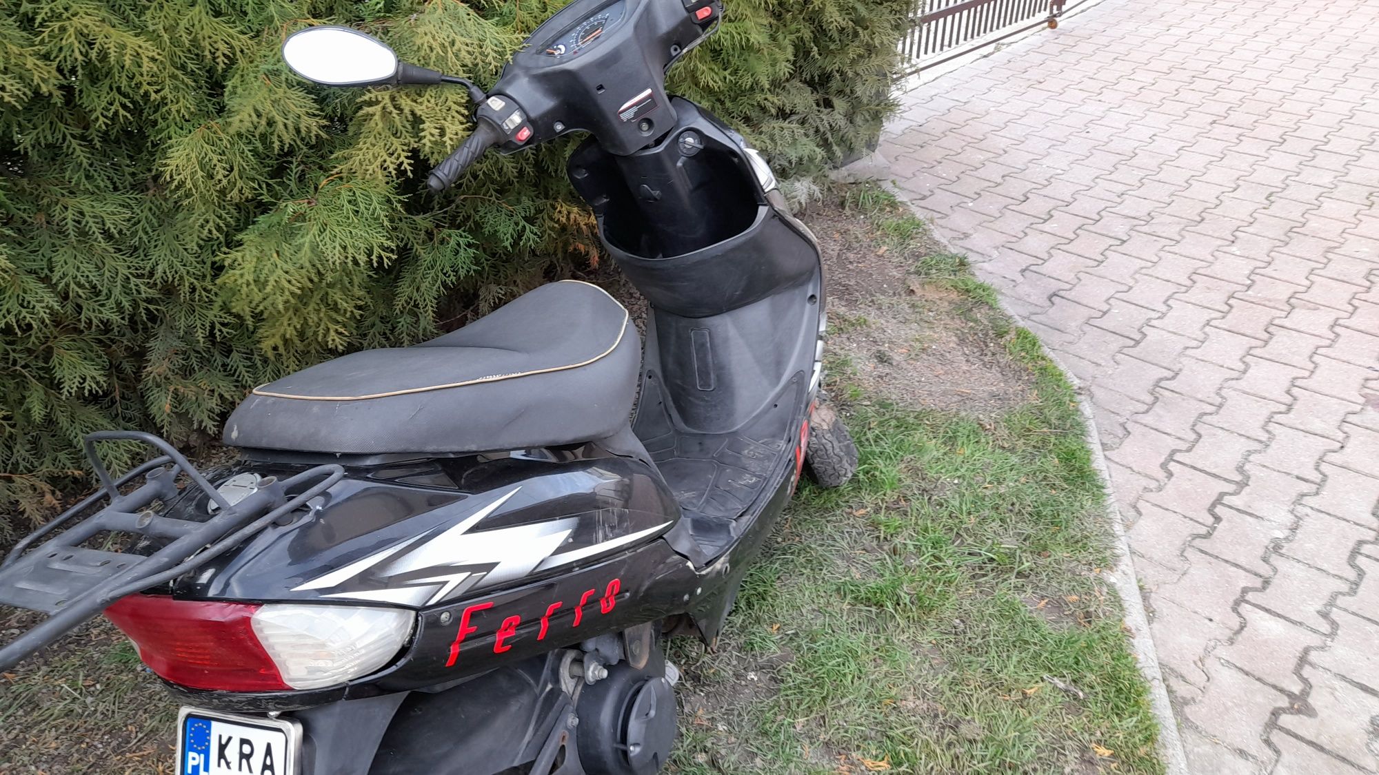 Skuter 2t 50ccm ferro