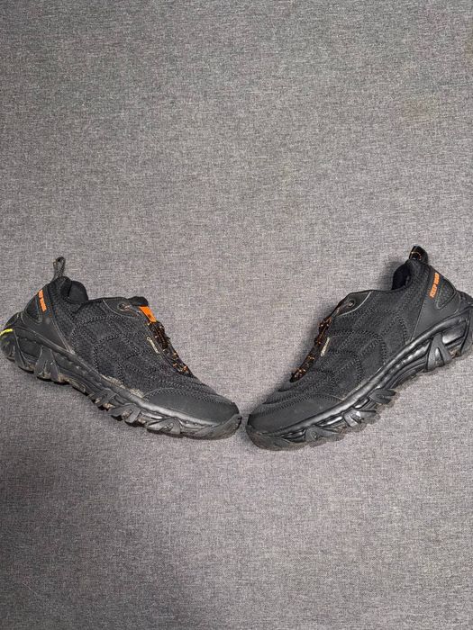 Зимові кросівки для хлопця