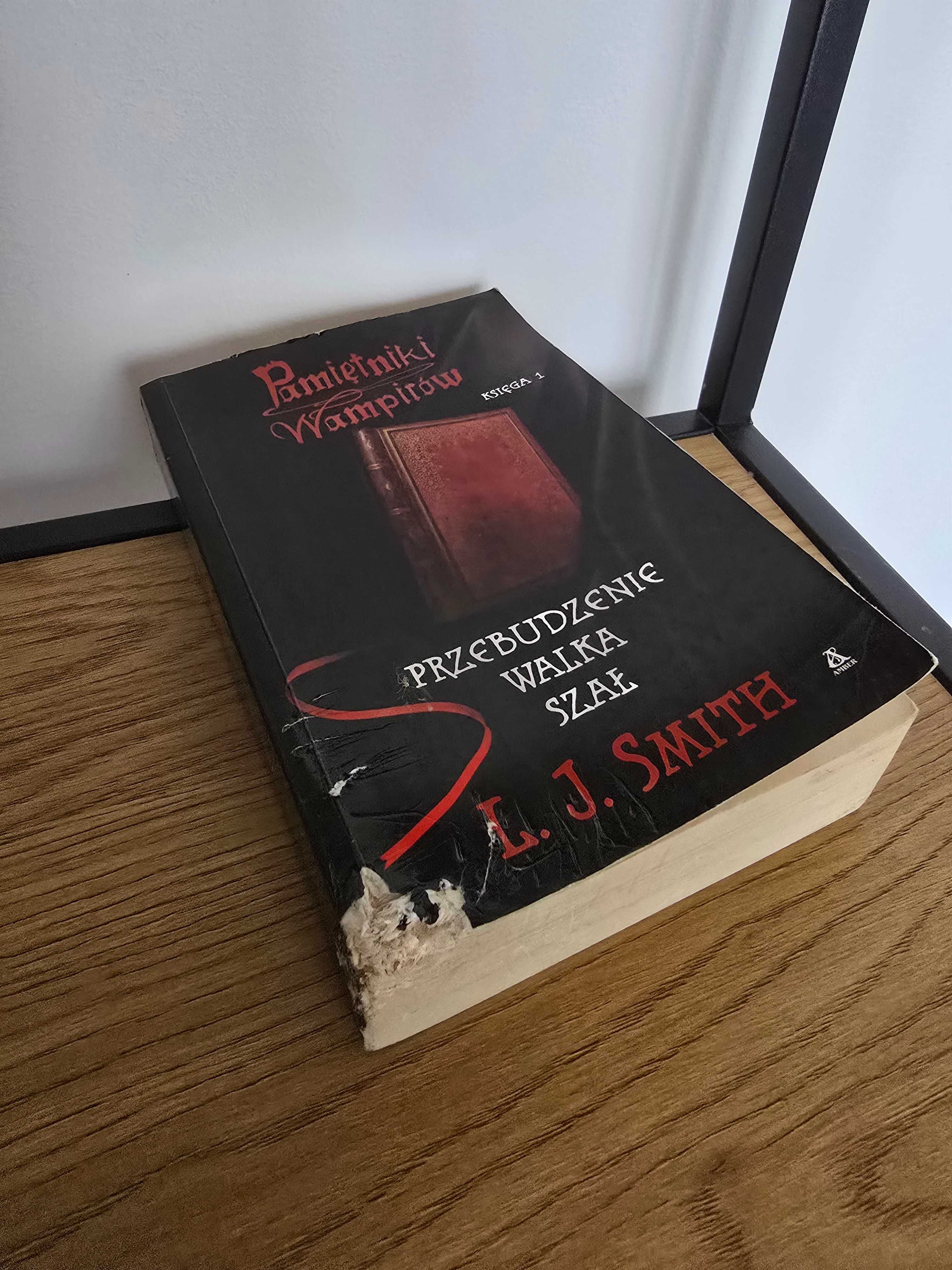 Pamietniki wampirów | L. J. Smith
