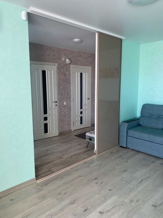 Оренда квартири з панорамним видом на річку в ЖК "Преміум Парк"