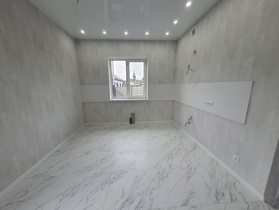 Продам Будинок з ремонтом,  105м2, р- н  вул. Лісна