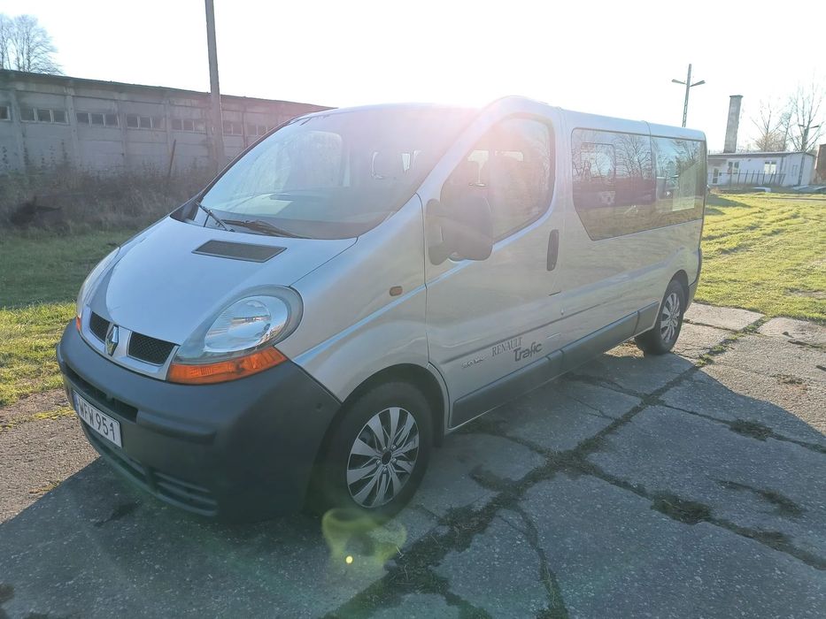Renault Trafic LONG L2H1 2.0 benzyna 120kM 2004 rok SPRAWNY, nowy rozrząd, hamulce