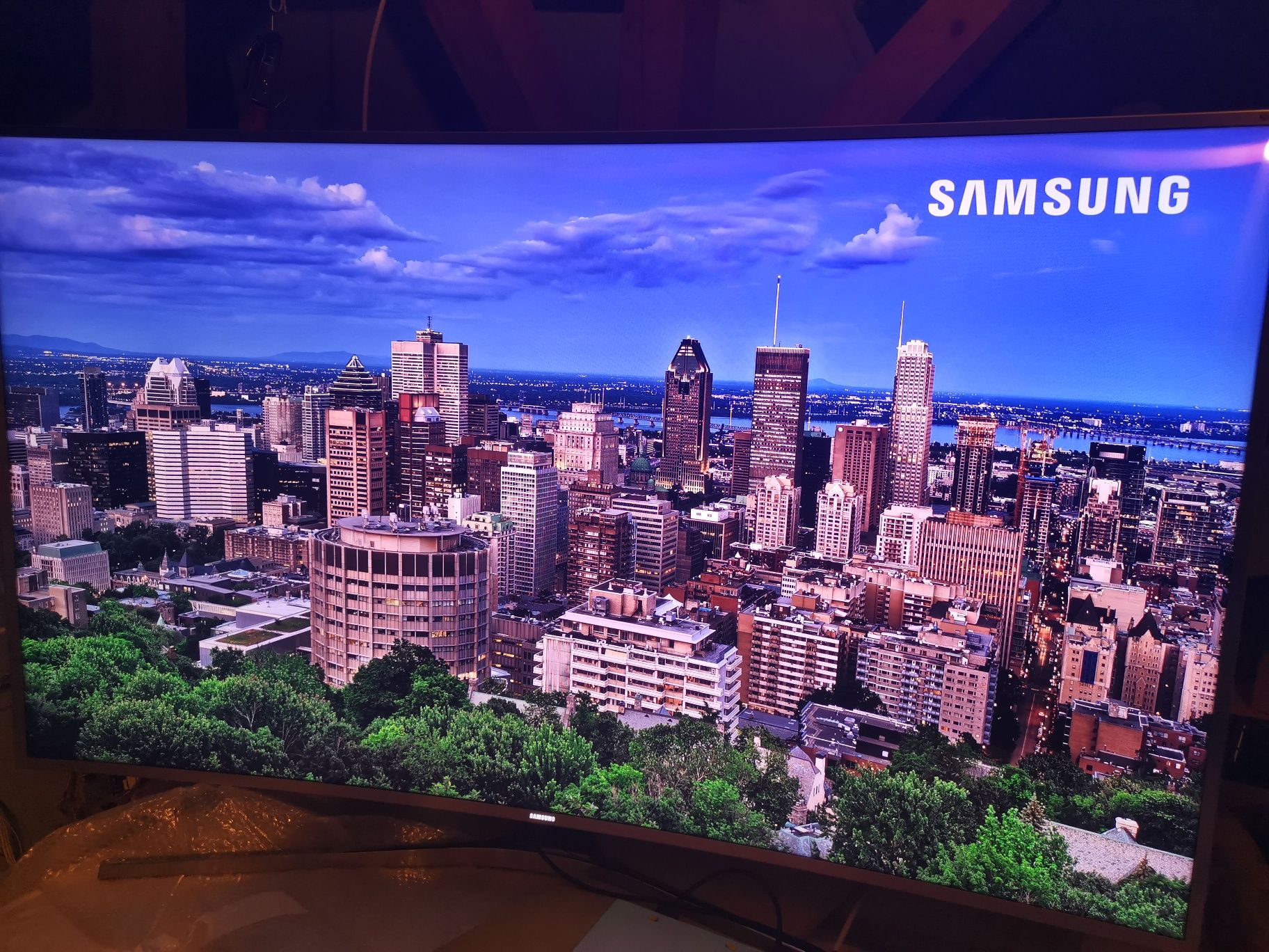 Telewizor Samsung Qled 65 cali HIGH END, 3D, 4K, z pełnym podświetl.