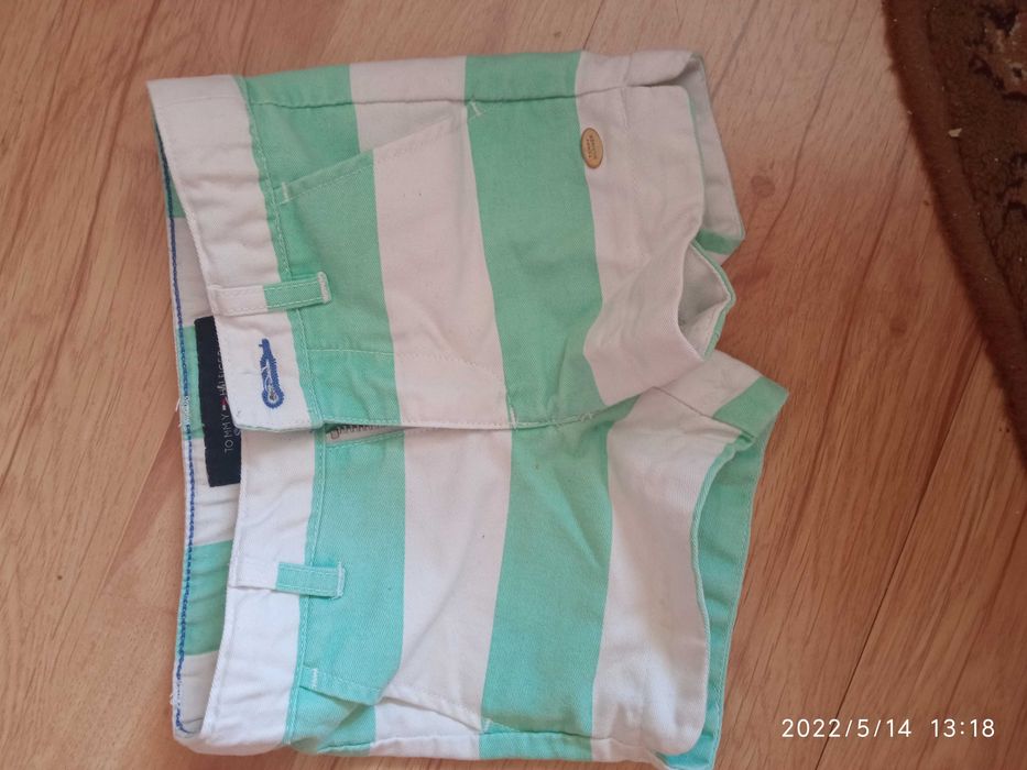 Spodenki dziewczęce Tommy Hilfiger rozm. 2T