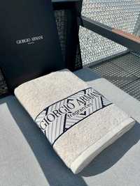 Ręcznik Giorgio Armani bawełna beżowy