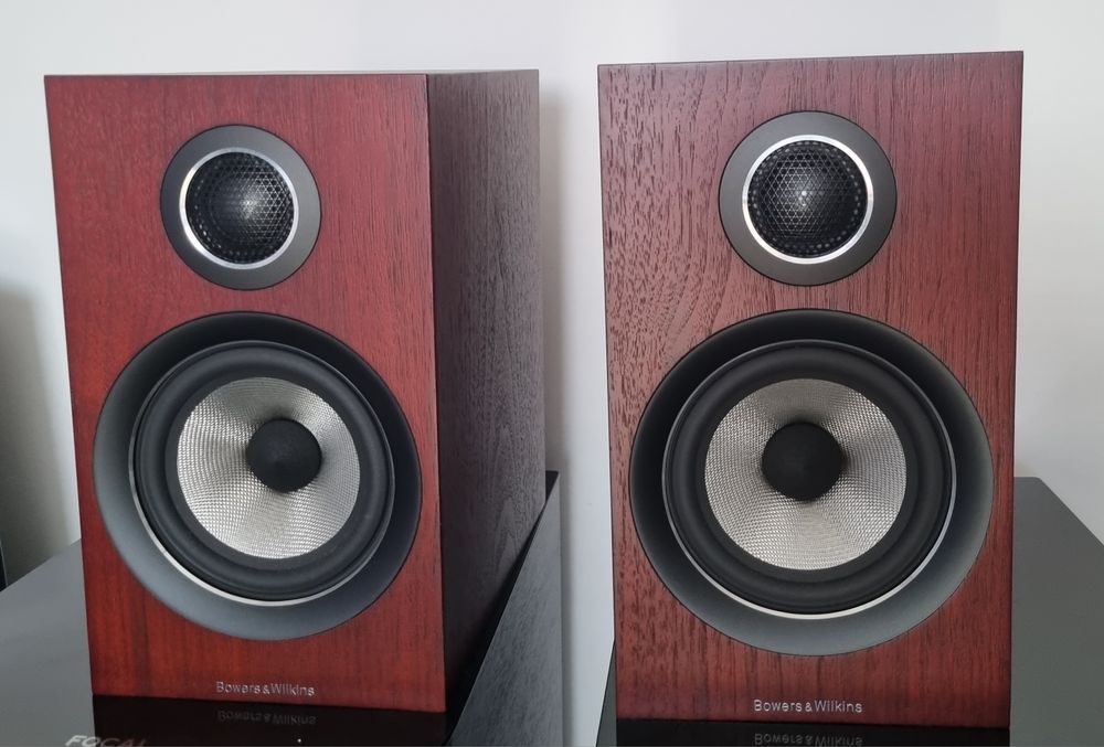 Bowers Wilkins 707 s2 rosenut