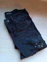 Spodnie jeansowe z aplikacją ZARA XS