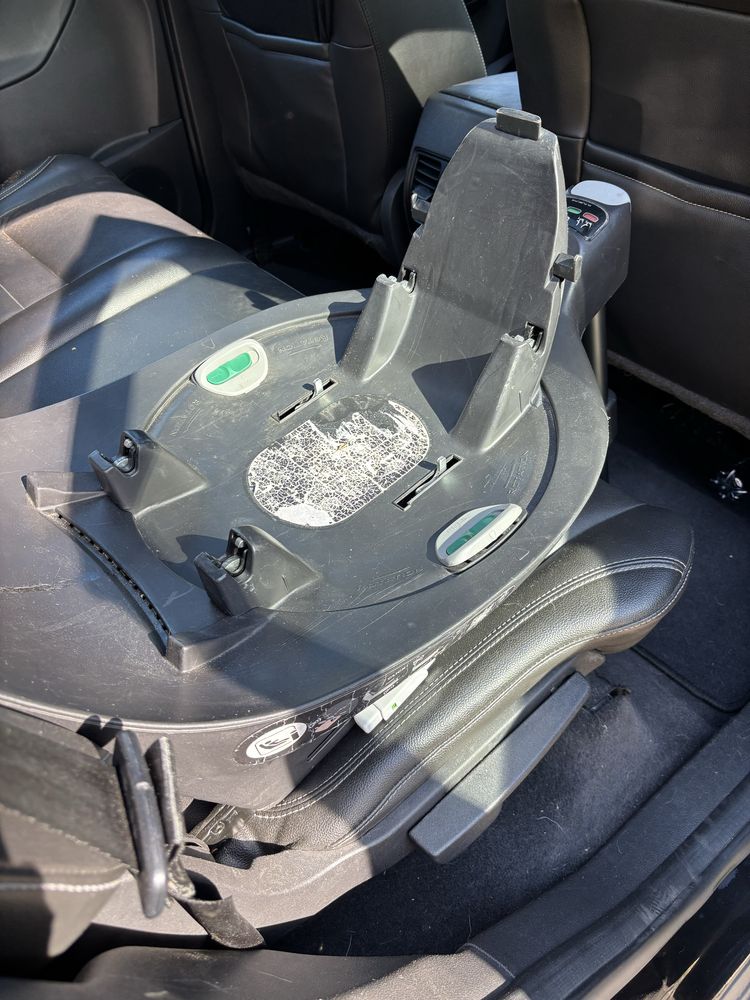 Автокрісло Cybex Cloud Z i-size (до року) + база
