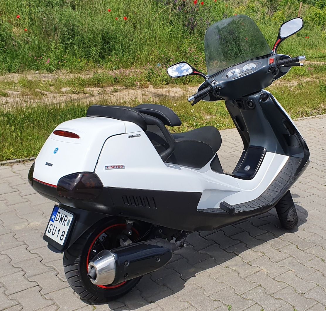 Piaggio Hexagon 125 GTX 4T