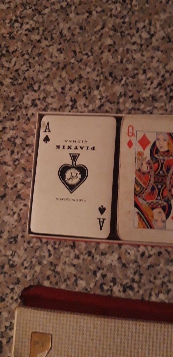 Conjunto de 5 Baralhos de Cartas Antigos