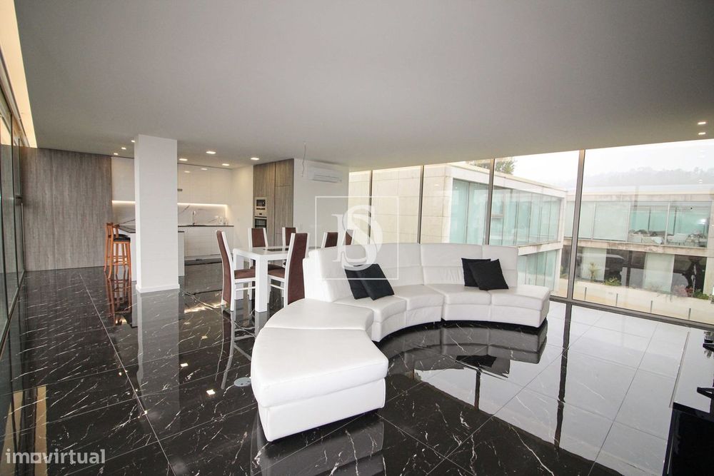 Moradia T3 com piscina