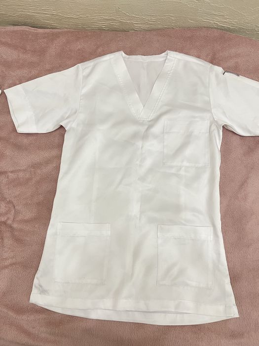 Fartuch medyczny rozm M Nowy