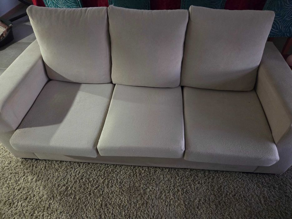 Sofa 3 lugares + chaise / puff