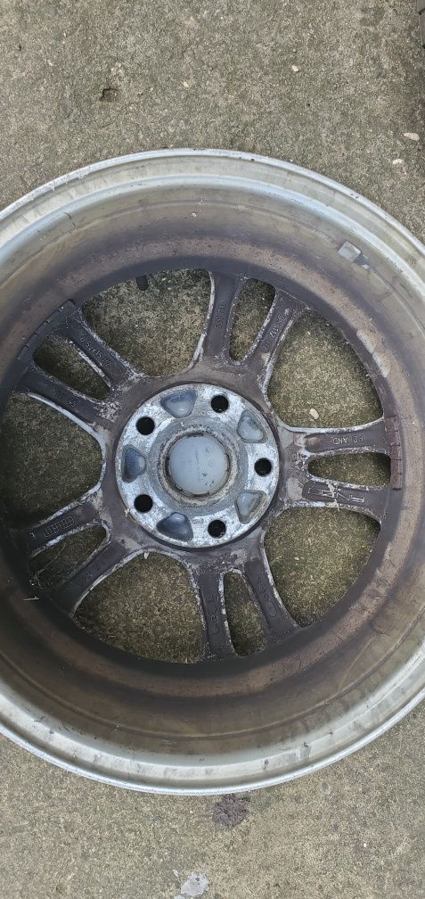 Продам титани р 15