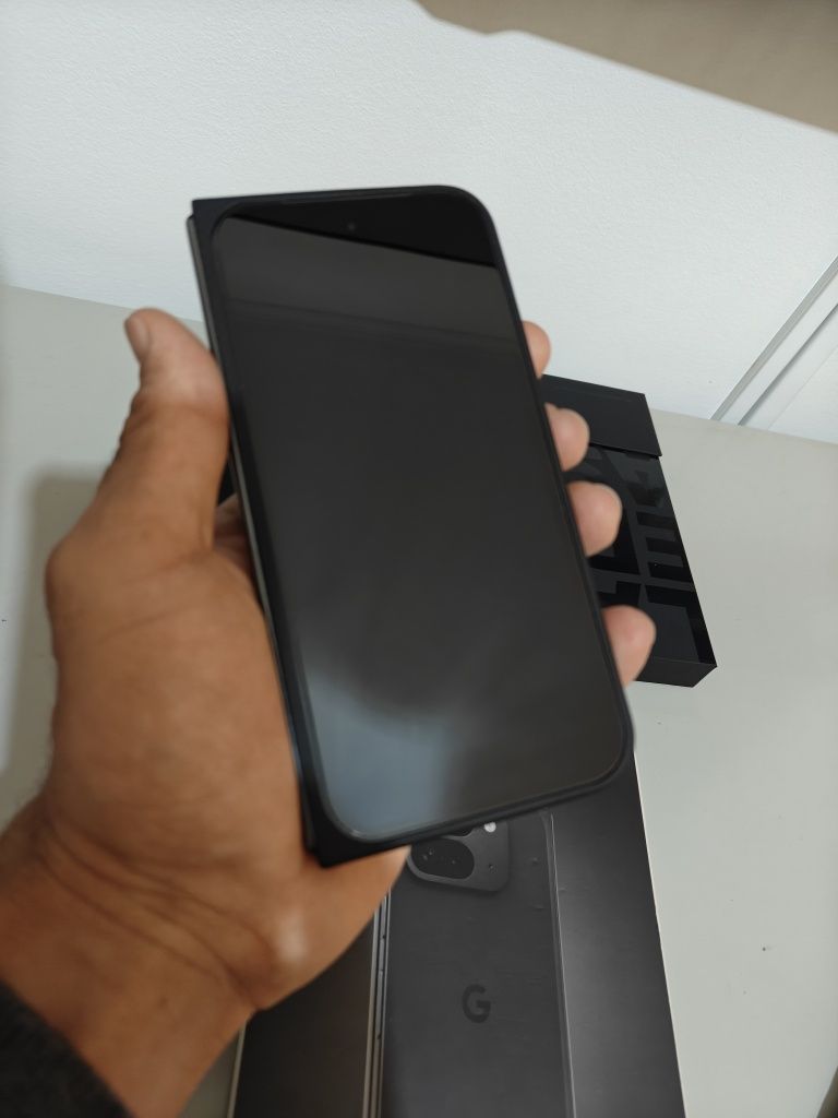 Pixel 9 Pro Fold. 16GB, 256GB Obsidian Usado.