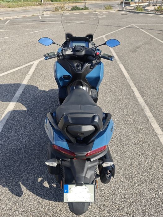 Yamaha Tricity 300 – 39 000 km – vidro alto + vidro standard