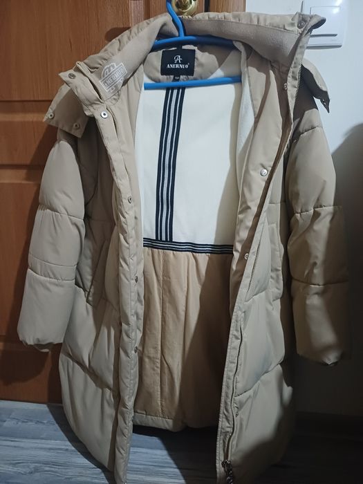 Зимова куртка для дівчинки