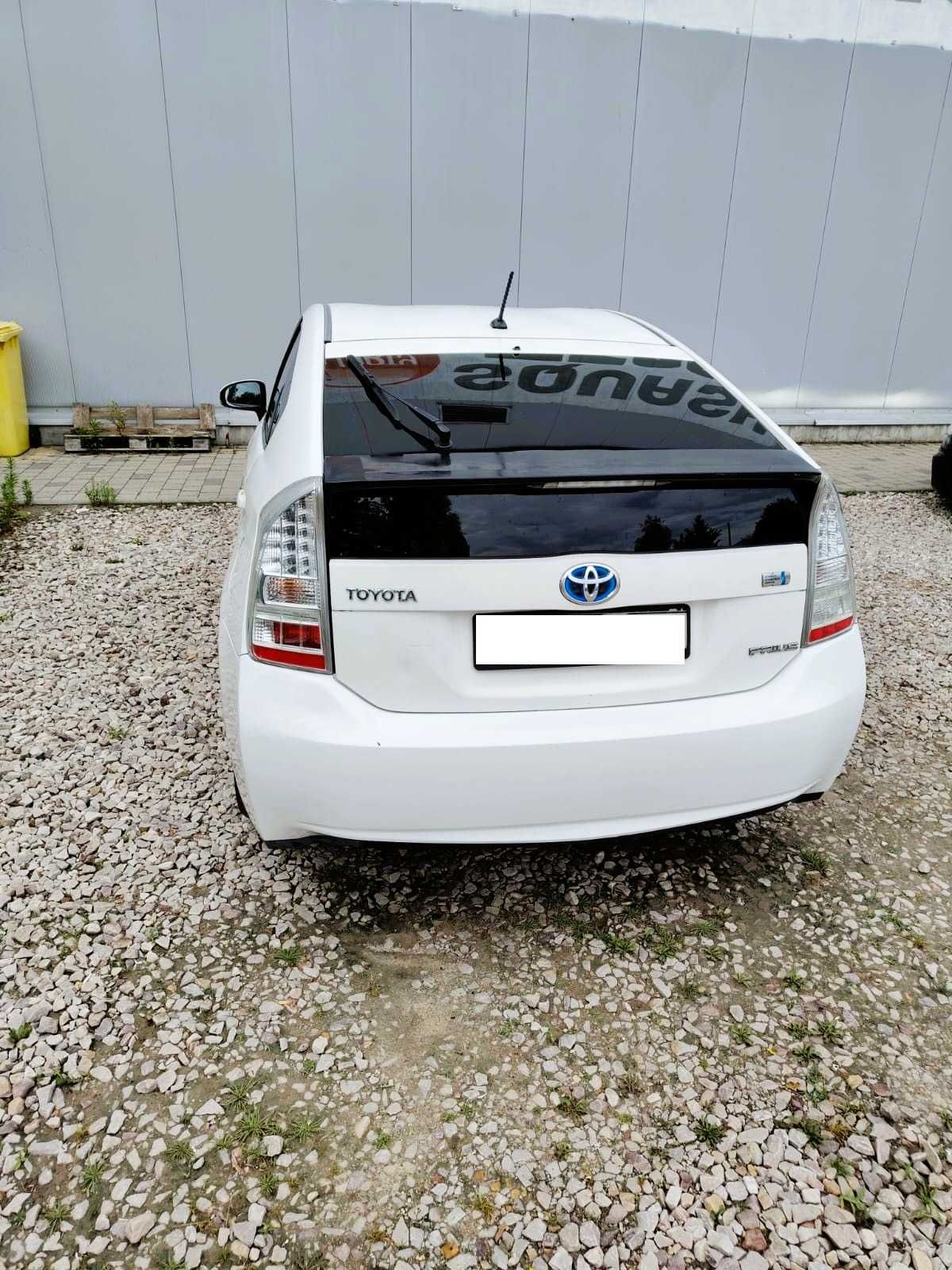 Sprzedam Toyotę Prius 2010 r automat, hybryda, taxometr Cezar 2