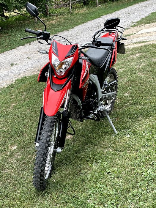 Продам мотоцикл loncin sx2