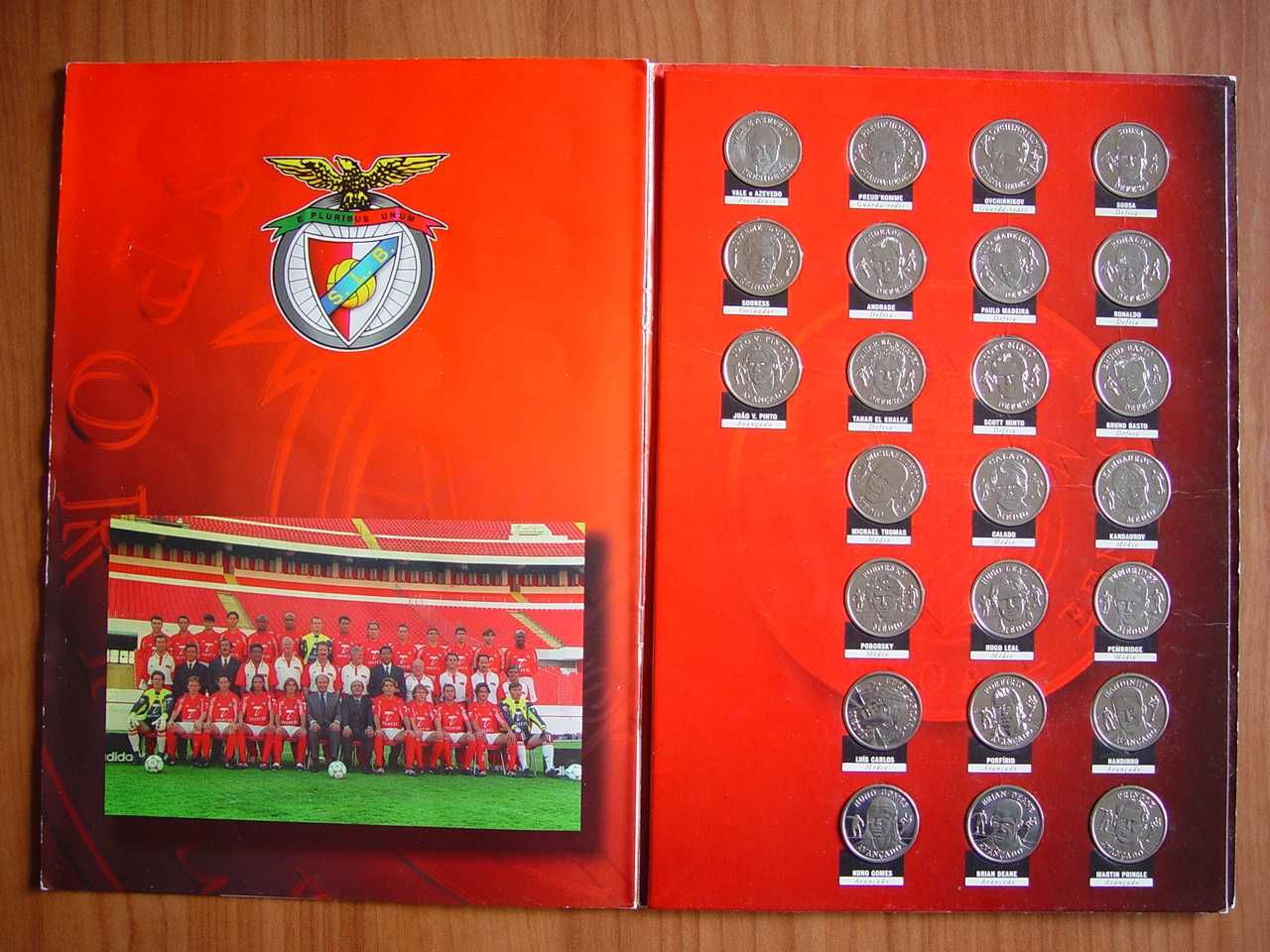 Medalhas do Benfica e Porto. Record 1998