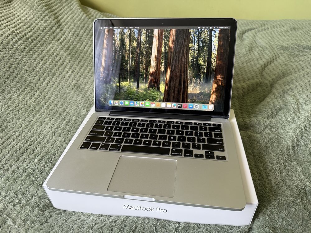 Macbook Pro 13 2015 i7 16/256GB /Sequoia 15.2